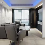 Lazuli Urban Luxury -2 Bedroom With Pool Daire