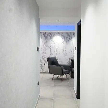Апартаменты Lazuli Urban Luxury -2 Bedroom With Pool *