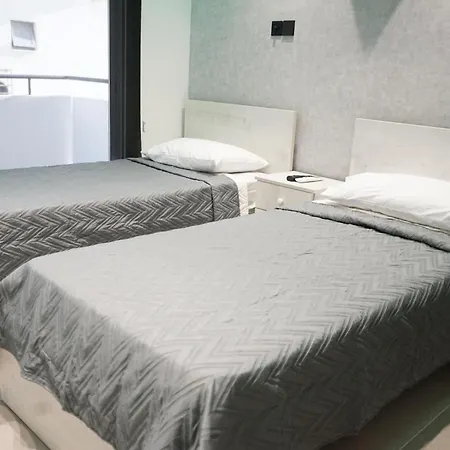 Lazuli Urban Luxury -2 Bedroom With Pool Апартаменты *