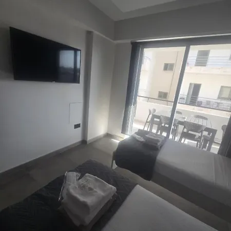 Apartman Lazuli Urban Luxury -2 Bedroom With Pool Lárnaka