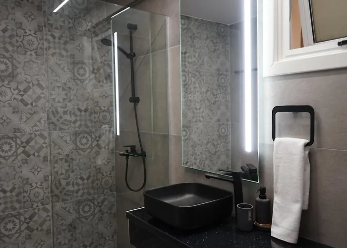 Lazuli Urban Luxury -2 Bedroom With Pool Appartamento *