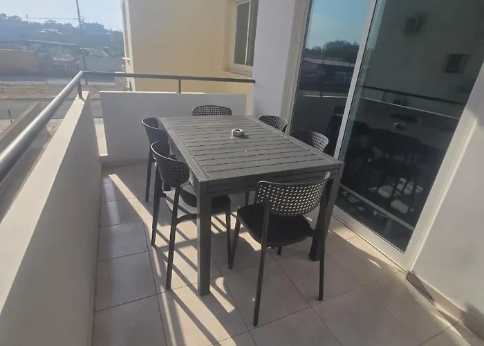 Lazuli Urban Luxury -2 Bedroom With Pool Appartamento