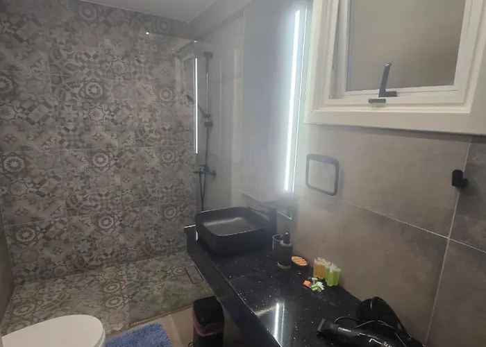 Lazuli Urban Luxury -2 Bedroom With Pool *