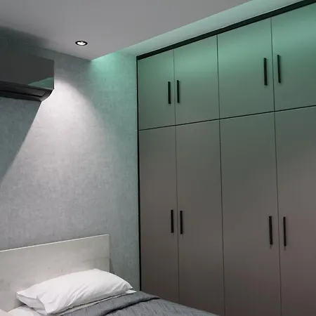 Lazuli Urban Luxury -2 Bedroom With Pool Апартаменты