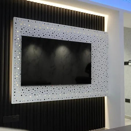 Lazuli Urban Luxury -2 Bedroom With Pool ラルナカ