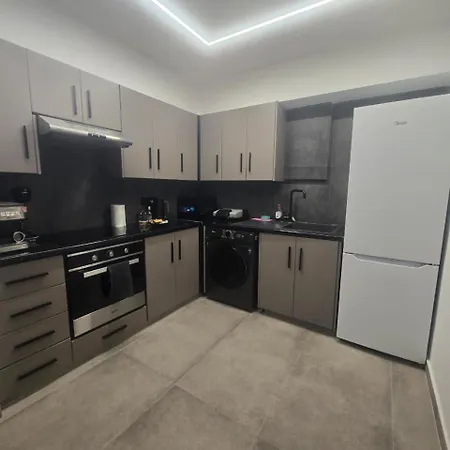 Appartamento Lazuli Urban Luxury -2 Bedroom With Pool Larnaca