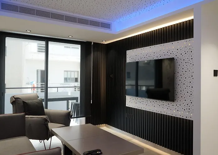 Lazuli Urban Luxury -2 Bedroom With Pool Διαμέρισμα *