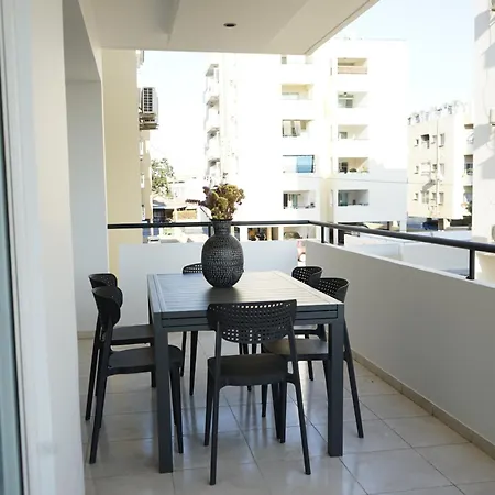 Apartmán Lazuli Urban Luxury -2 Bedroom With Pool *