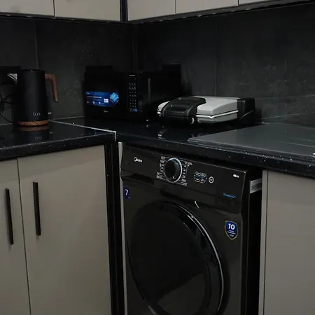 Lazuli Urban Luxury -2 Bedroom With Pool Apartmán Larnaca