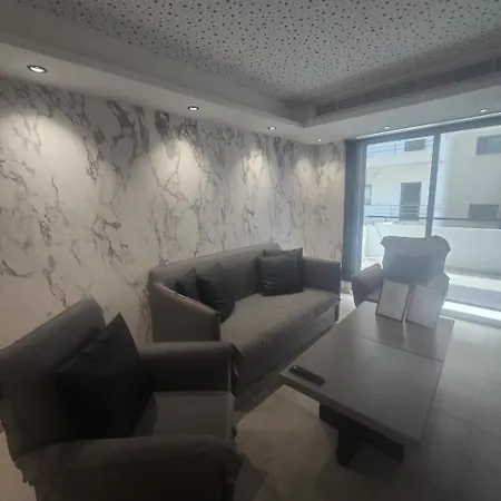 Apartmán Lazuli Urban Luxury -2 Bedroom With Pool *